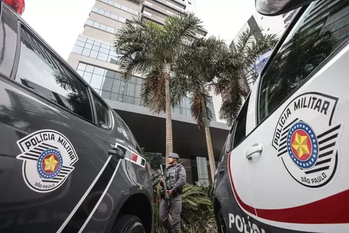 Como agiram os criminosos que fizeram arrastão em prédio na Barra Funda