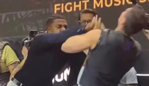 Davi Brito “antecipa” luta e agride Sacha Bali ao encontrar ator; veja vídeo