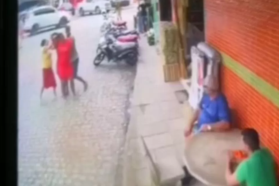 Mulher é esfaqueada pelas costas pelo ex-companheiro em Escada, Mata Sul de Pernambuco