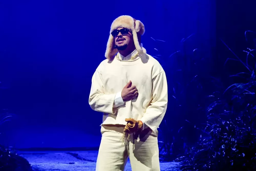 Trump diz que escolha de Bad Bunny para show do Super Bowl é “ridícula”