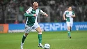 Herói de time alemão vive à base de diálise após três transplantes renais