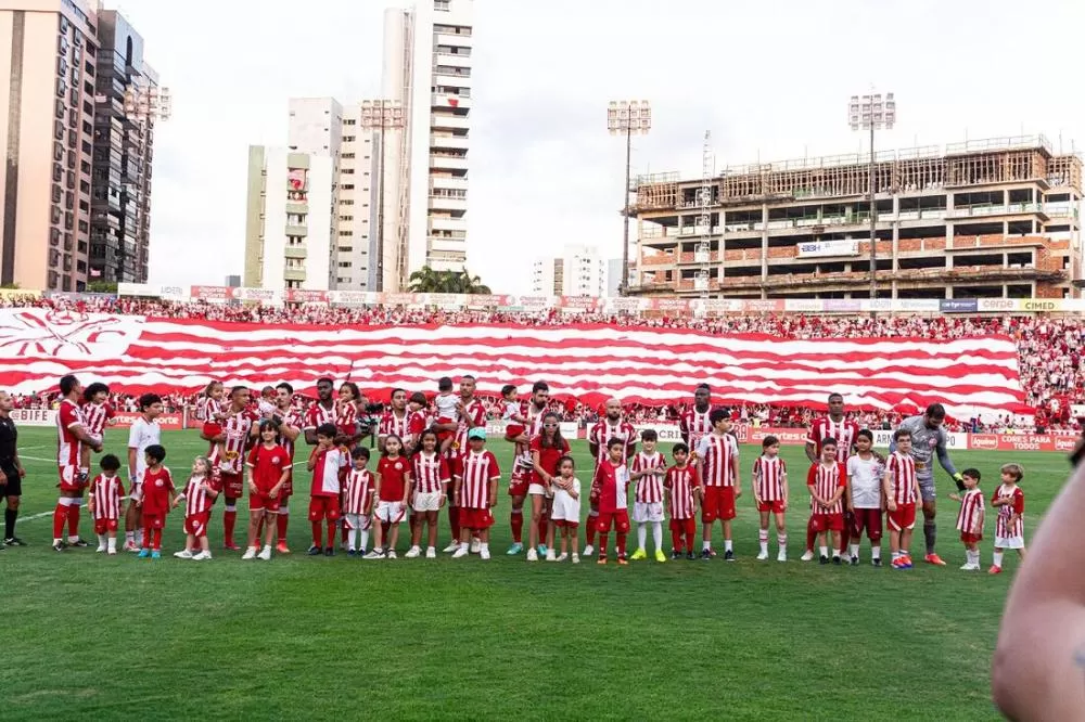 Náutico x Brusque: veja escalações e onde assistir jogo que vale o acesso à Série B do Brasileiro