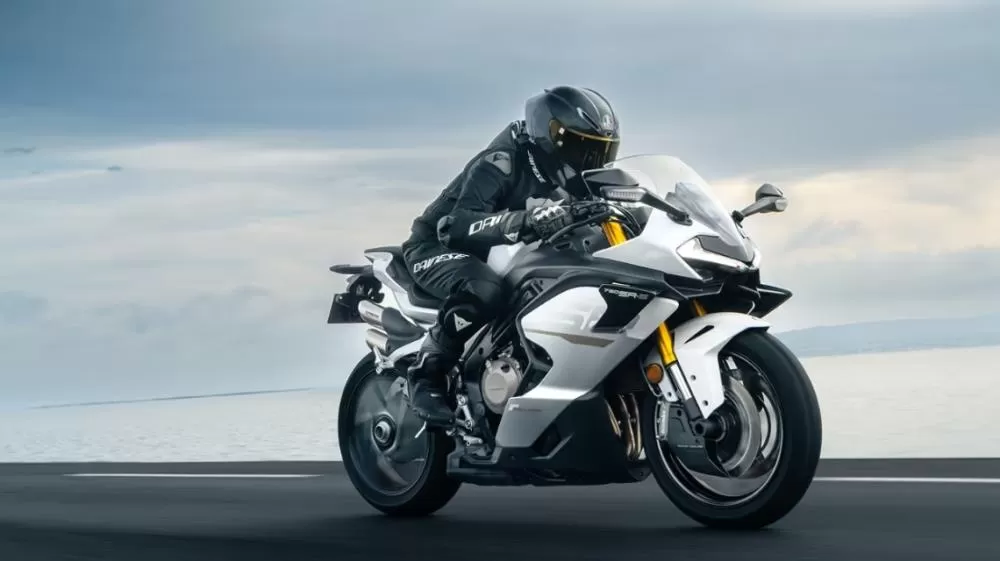 Essa é a moto que está causando pesadelos na Yamaha e na Kawasaki