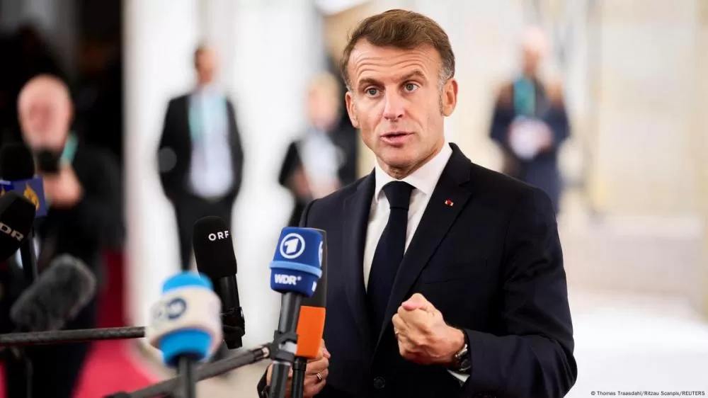 Macron diz que não renunciará em meio a ameaças a novo governo da França