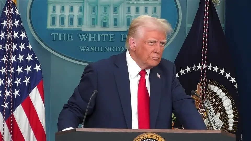 Ligas universitárias dos EUA banem atletas transgênero.