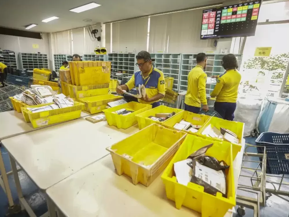 Governo Lula busca empréstimo de R$ 20 bi de socorro aos Correios; entenda a crise
