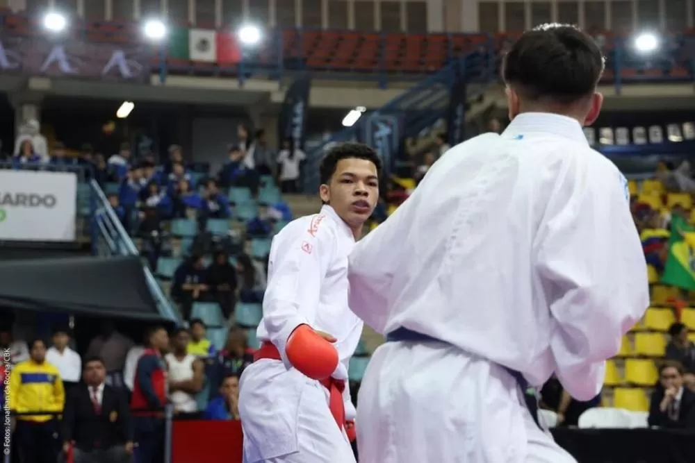 Promessa do karatê pernambucano busca patrocínio para disputar Mundial e Brasileiro da modalidade