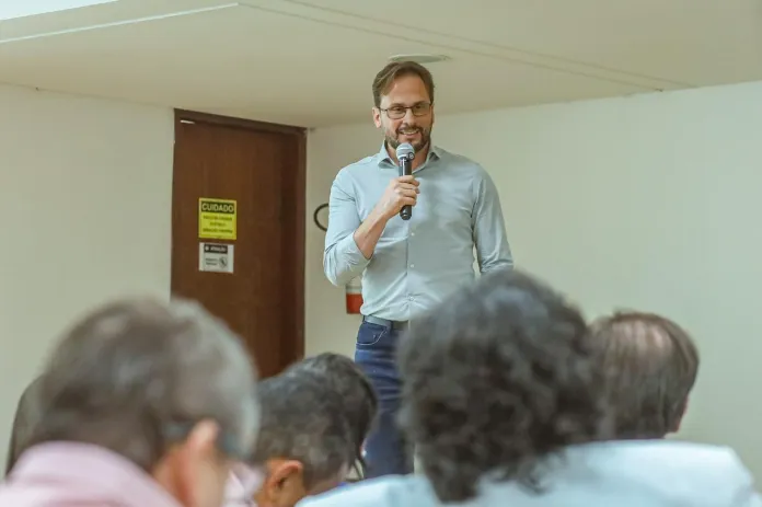 Gravatá avança na digitalização do Polo Moveleiro com parceria do MAGALU