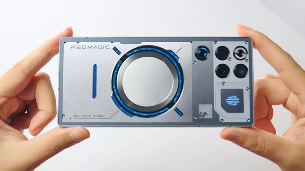 O primeiro smartphone com refrigeração líquida chega para mudar tudo