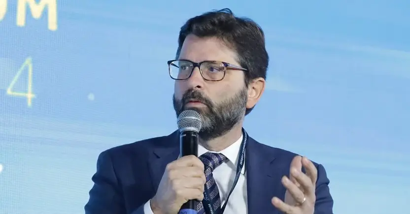 Brasil perde mais que os EUA se retaliar tarifas de Trump, diz Lucas Ferraz, da FGV.