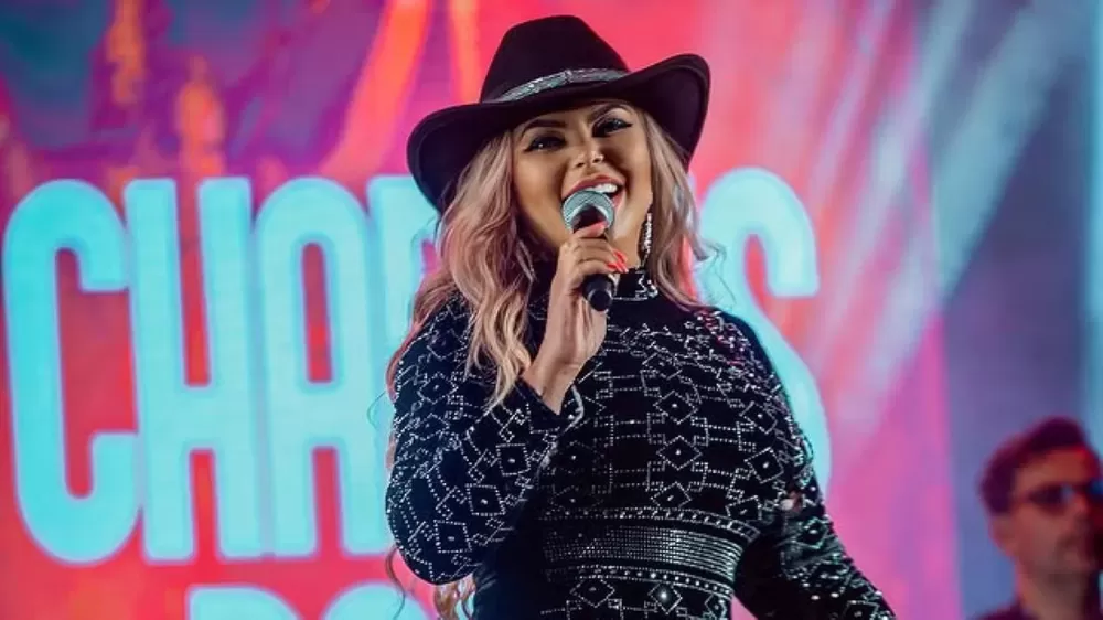 Quem era Vanessa Rios, cantora de forró que morreu aos 41 anos