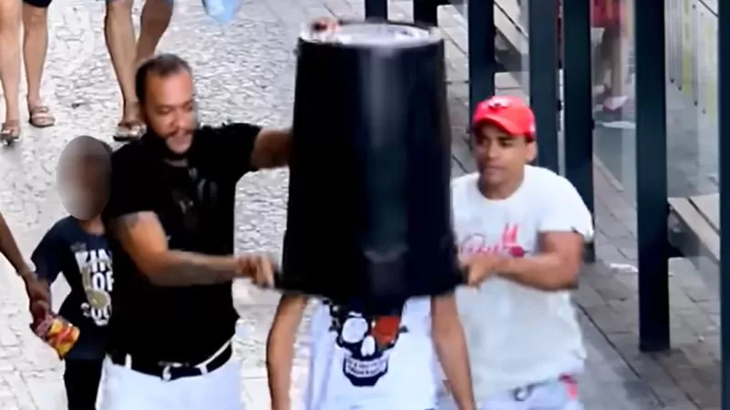 Humorista é condenado a pagar R$ 50 mil a alvos de pegadinha; vítima desenvolveu ansiedade e foi demitida