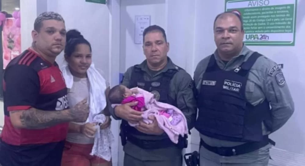 Em Paulista, recém-nascida de oito dias é salva por policiais militares após engasgo