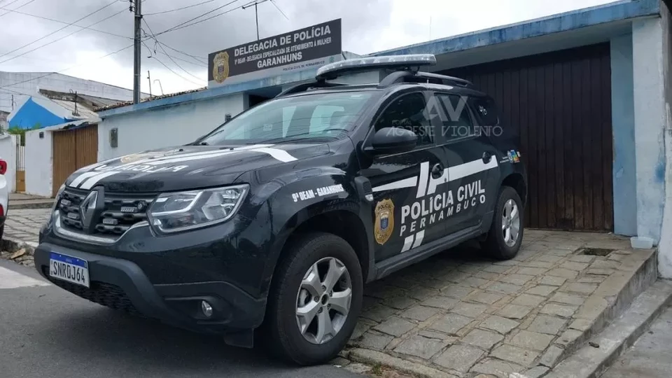 O homem foi localizado no município vizinho, São João, onde foi detido por policiais civis (Foto: Reprodução)