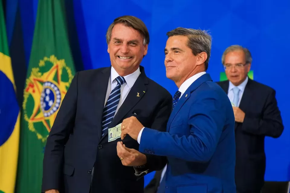 Ex-presidente Bolsonaro e o Ex-secretário-executivo e ex-ministro interino da Secretaria-Geral da Presidência, general Mario Fernandes (foto: Eduardo Menezes/Secretaria-Geral da Presidência)