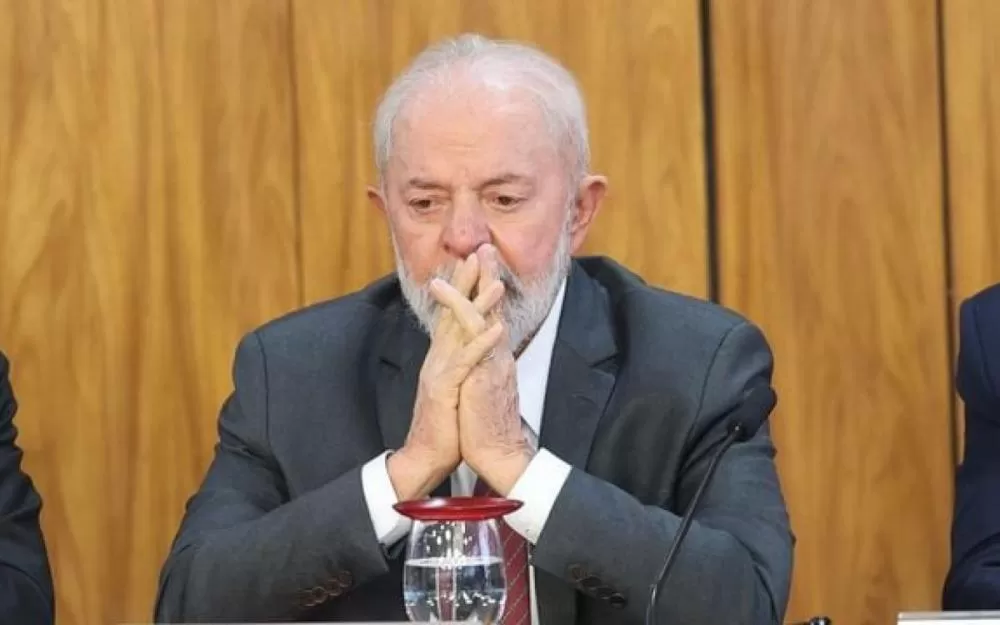 Lula se reúne com ministros para discutir medidas após megaoperação no Rio