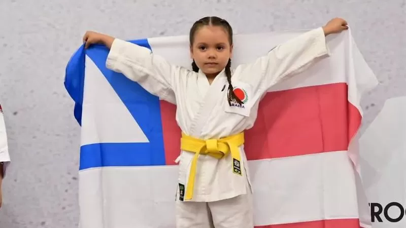 Baiana de apenas 5 anos faz história e conquista título nacional inédito; saiba detalhes