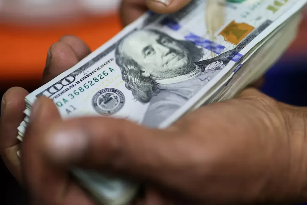 Dólar hoje avança com temores de uma trégua passageira entre China e EUA