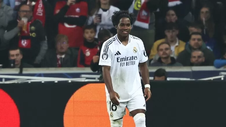 Técnico do Lyon desconversa sobre proposta de empréstimo ao Real Madrid por Endrick