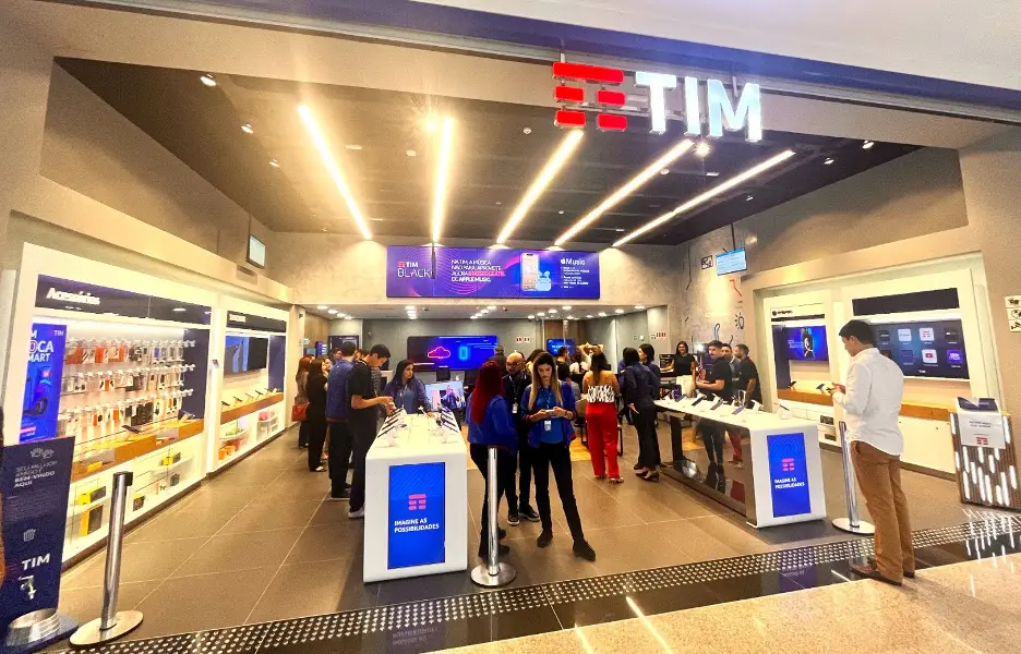 TIM (TIMS3) elege Denísio Delfino para o Conselho de Administração