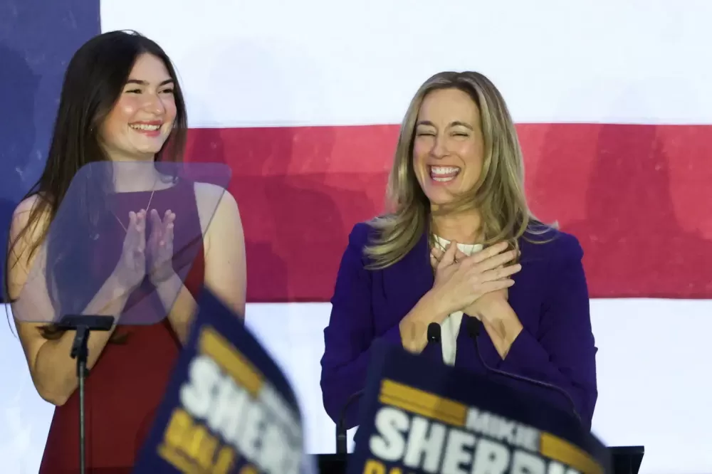 Democrata Mikie Sherrill é eleita governadora de Nova Jersey