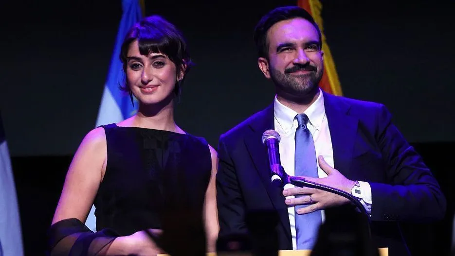 Quem é Rama Duwaji, esposa de Mamdani e nova primeira-dama de Nova York