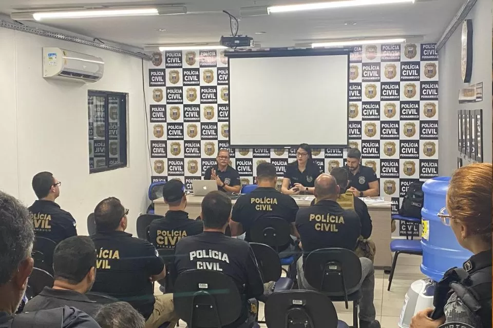 Operação Extorquem: Polícia Civil cumpre 6 mandados em Bezerros.