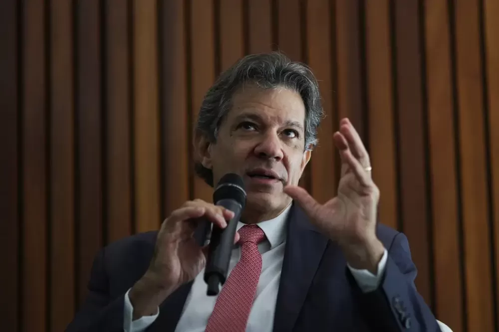 Haddad confirma que França fez aporte de 500 milhões de euros no TFFF