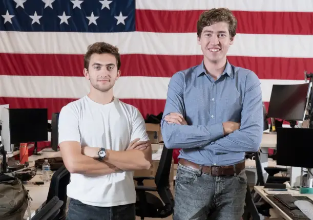 Com ’20-e-poucos-anos’, eles venderam US$ 121 milhões em drones militares para os EUA