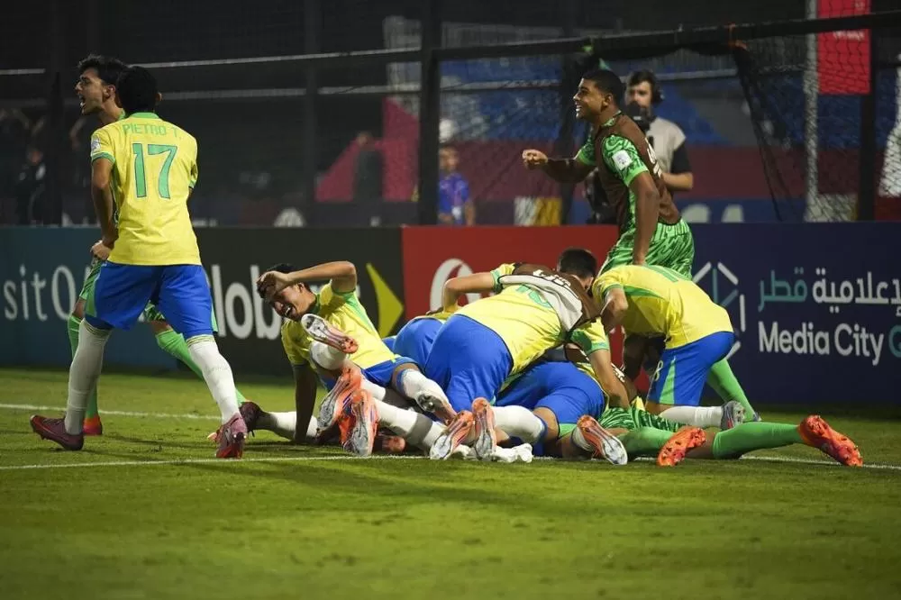 Brasil elimina Paraguai nas penalidades e avança na Copa do Mundo sub-17