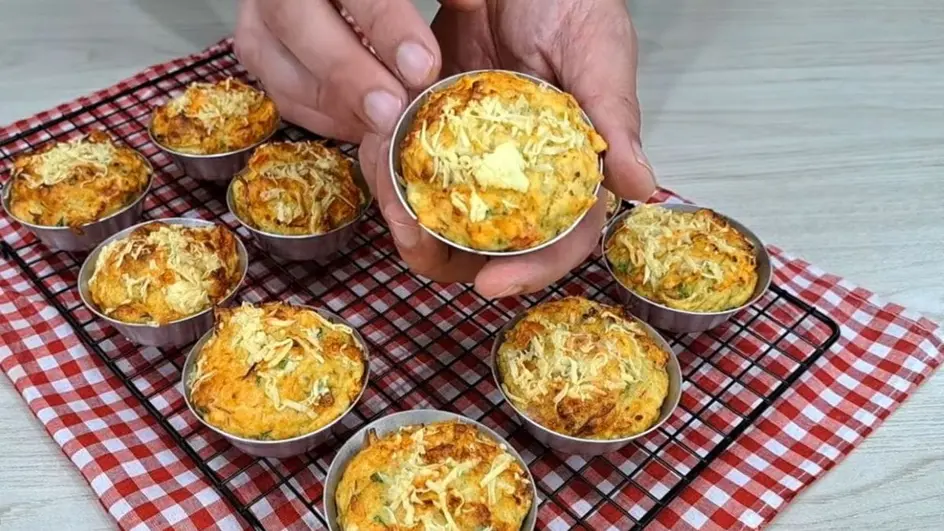 Sem glúten: como fazer tortinha fit de tapioca com batata-doce e frango