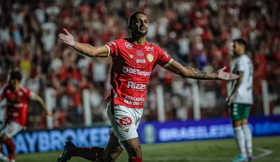 Desfecho da Série B impulsiona reforços no Náutico; Junior Todinho está encaminhado