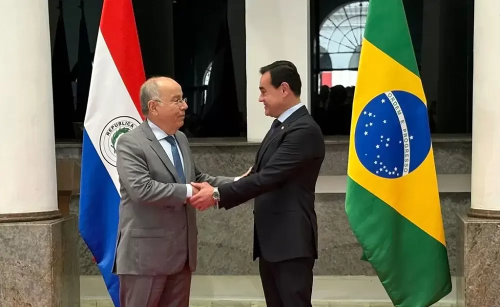 Paraguai encerra crise com Brasil e concorda em conversar sobre anexo C de Itaipu.