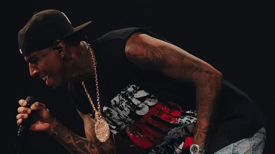 Jogador Anderson Talisca apresenta novo trabalho musical como Spark; veja detalhes