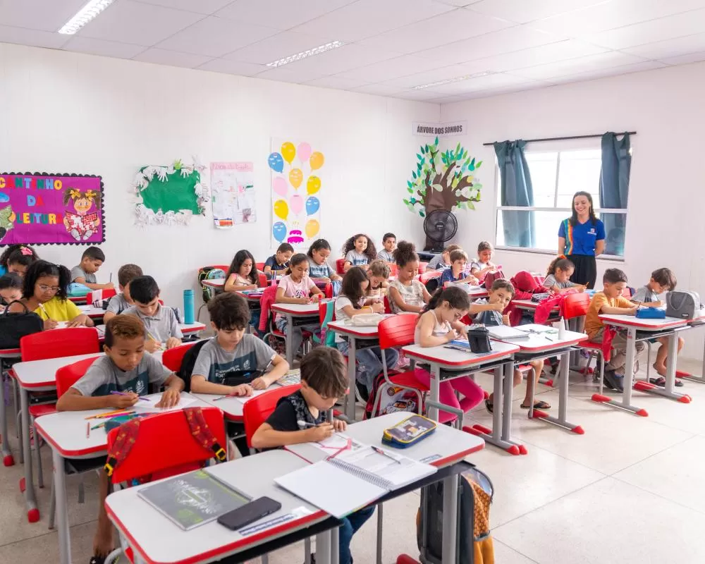 Prefeita Lucielle Anuncia Contrução de Mais uma Escola Municipal e Reforma do Cemaic em Bezerros