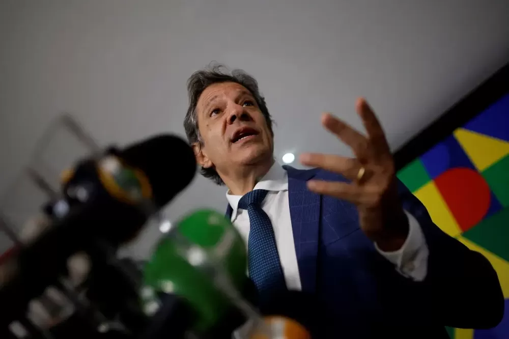 Haddad critica PL Antifacção e diz que texto aprovado “asfixia financeiramente a PF”.