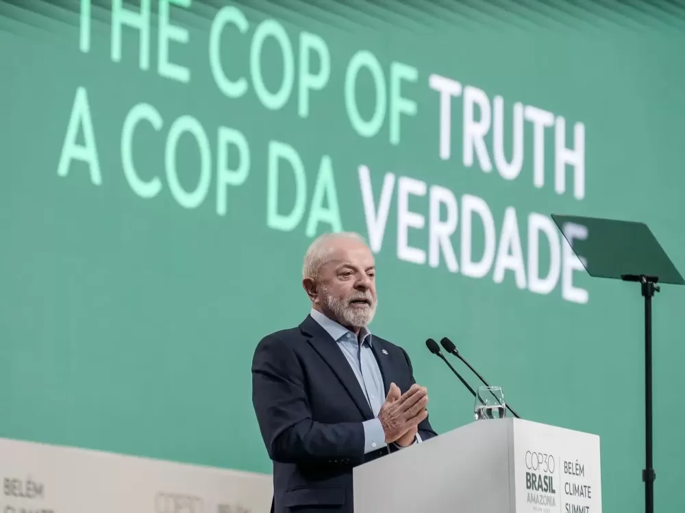 Lula pressiona negociadores para um acordo climático antecipado na cúpula da COP30