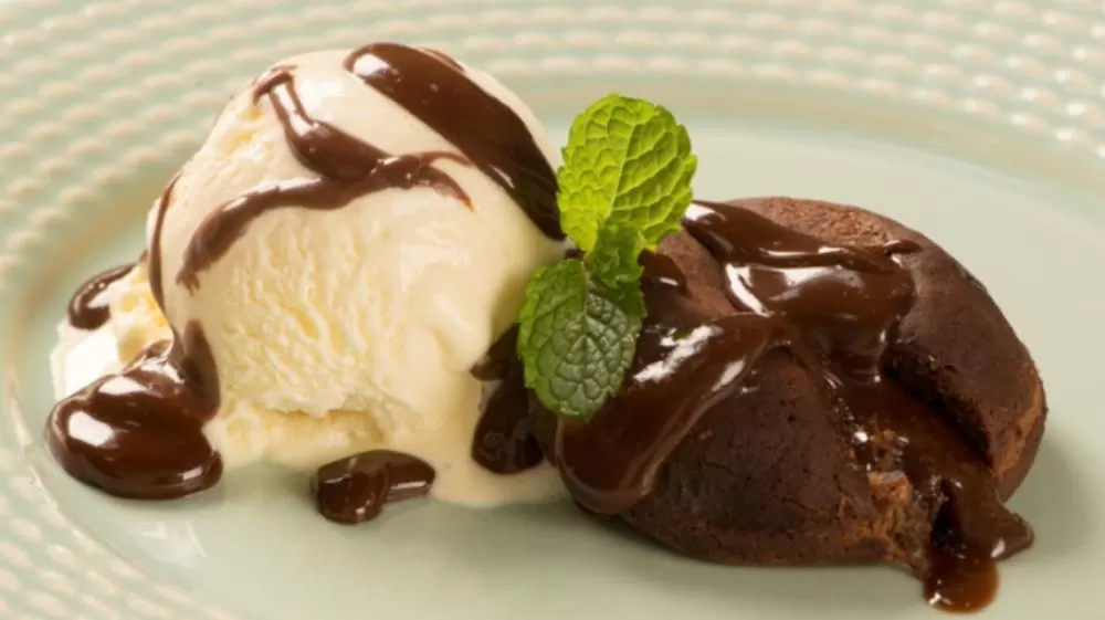 Petit Gâteau de Doce de Leite com Flor de Sal