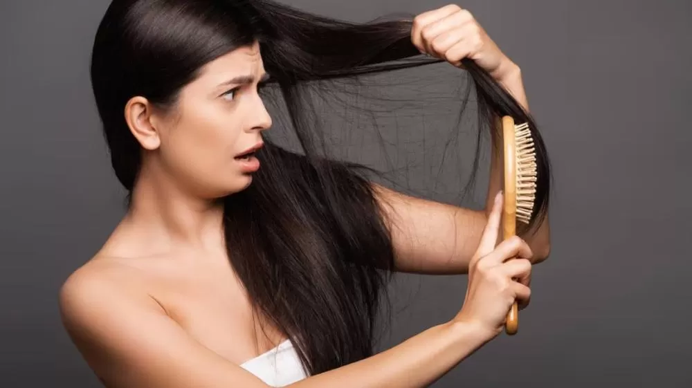 Soro milagroso promete crescimento de cabelos em 20 dias