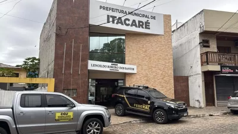 Prefeitura de cidade baiana é alvo de operação da PF que apura fraude em licitação; servidores são afastados