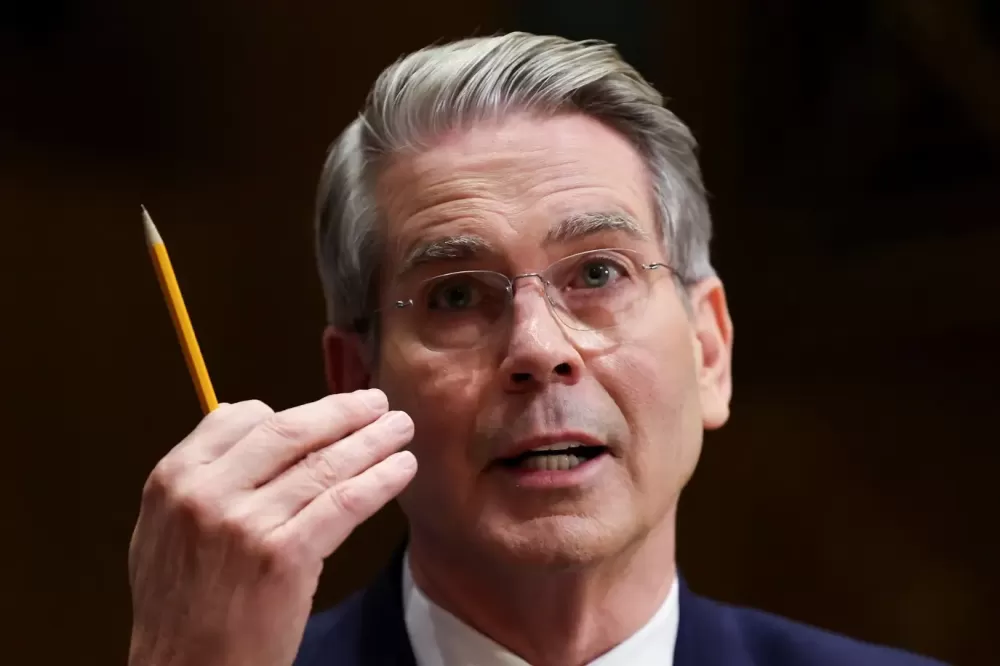 China está “dentro do cronograma” com compra de soja dos EUA, diz Bessent à CNBC