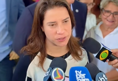 Chacina em Abreu e Lima: Governadora Raquel Lyra se pronuncia sobre crime brutal