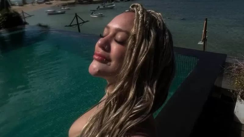 Influenciadora baiana Brenda Santana anuncia pausa nas redes sociais: “Preciso de um tempo”