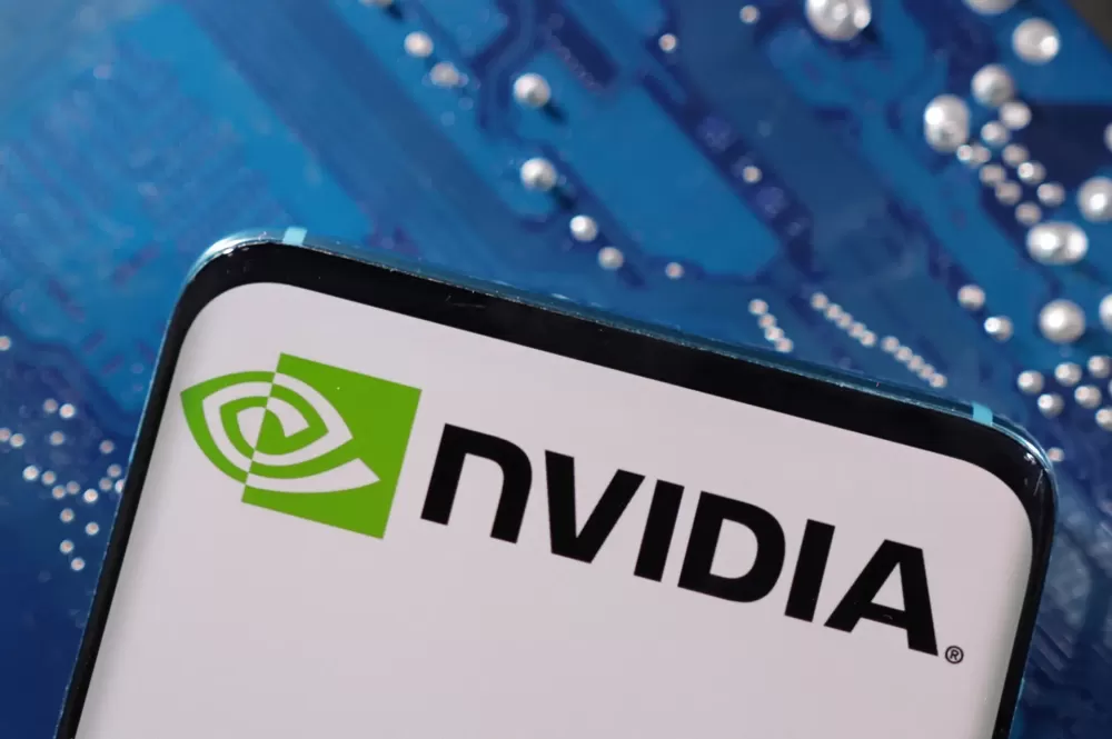 Nvidia reforça liderança em IA e data centers em meio à pressão crescente do Google