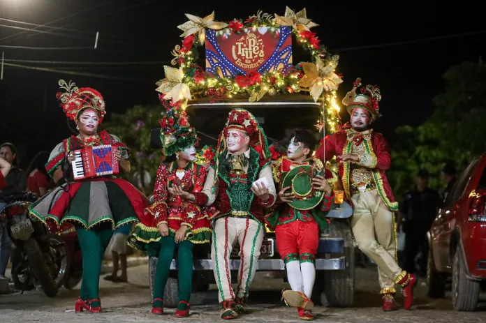 Caravana da Esperança leva magia do Natal ao distrito de São Severino