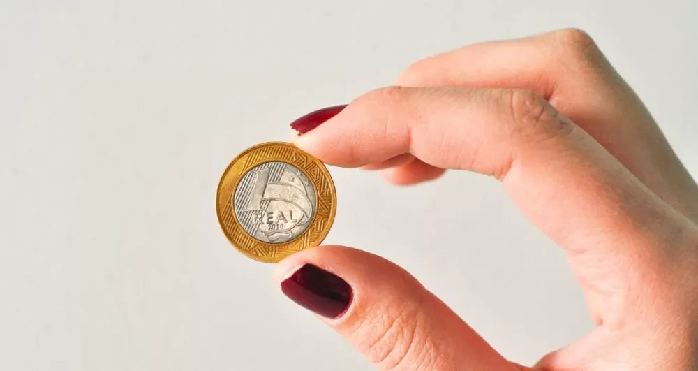 É a inflação que está reduzindo o poder de compra e destruindo o país? Na realidade, não