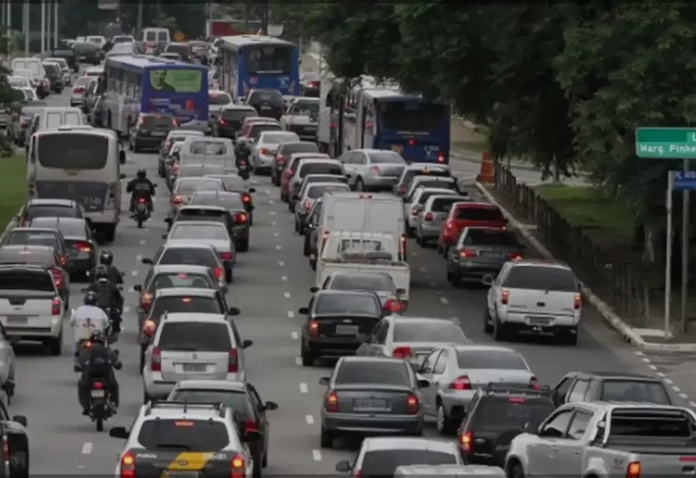 Parcelamento do IPVA 2026: até quantas vezes dá para pagar em cada estado