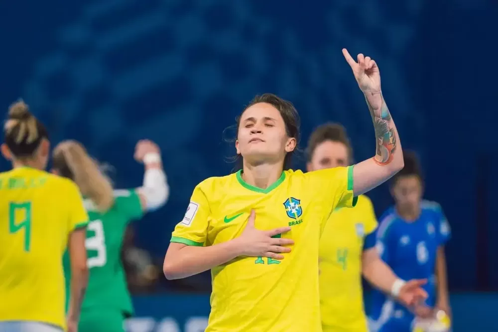 Brasil derrota Portugal na decisão e conquista a 1ª Copa do Mundo feminina de futsal