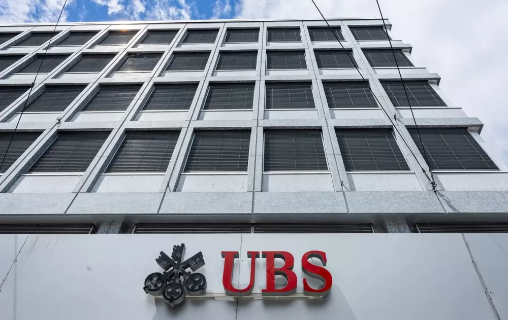 UBS pode cortar mais 10 mil empregos até 2027, informa jornal suíço