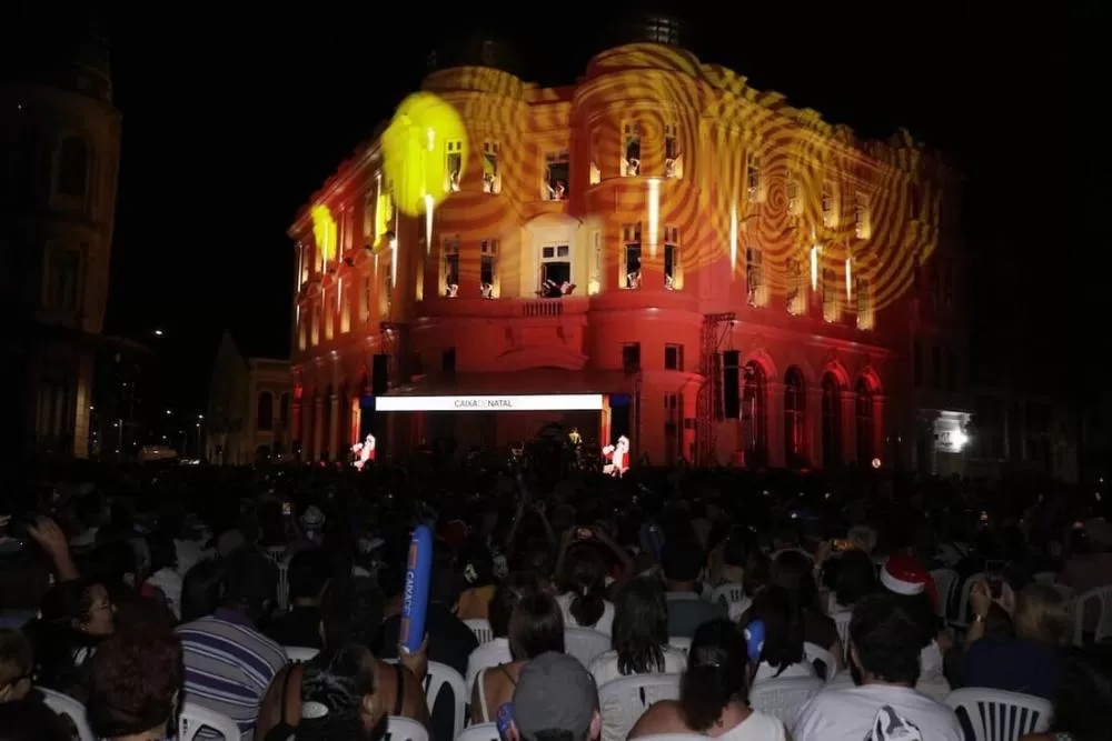 Apresentação do Coral Caixa de Natal abre ciclo natalino no Marco Zero